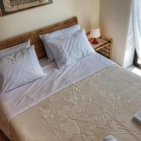 Sunsetview Seaside Apartment, Akti *