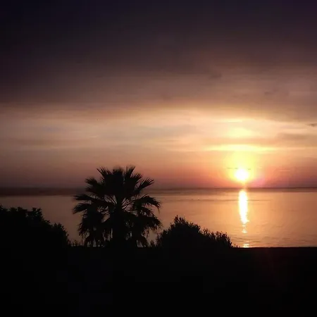 Sunsetview Seaside Apartment, Akti Σπίτι διακοπών